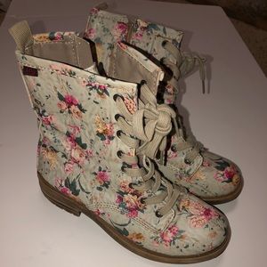 Flower Boots
